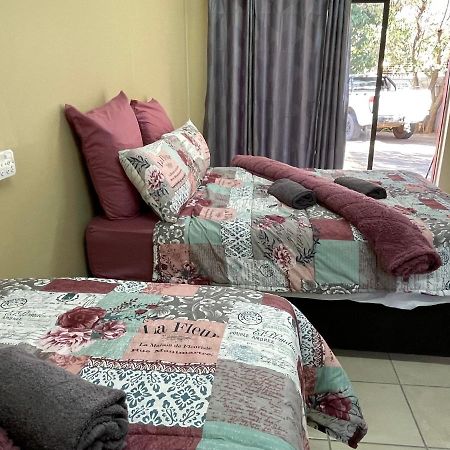 4 On Sirius Hotell Polokwane Eksteriør bilde