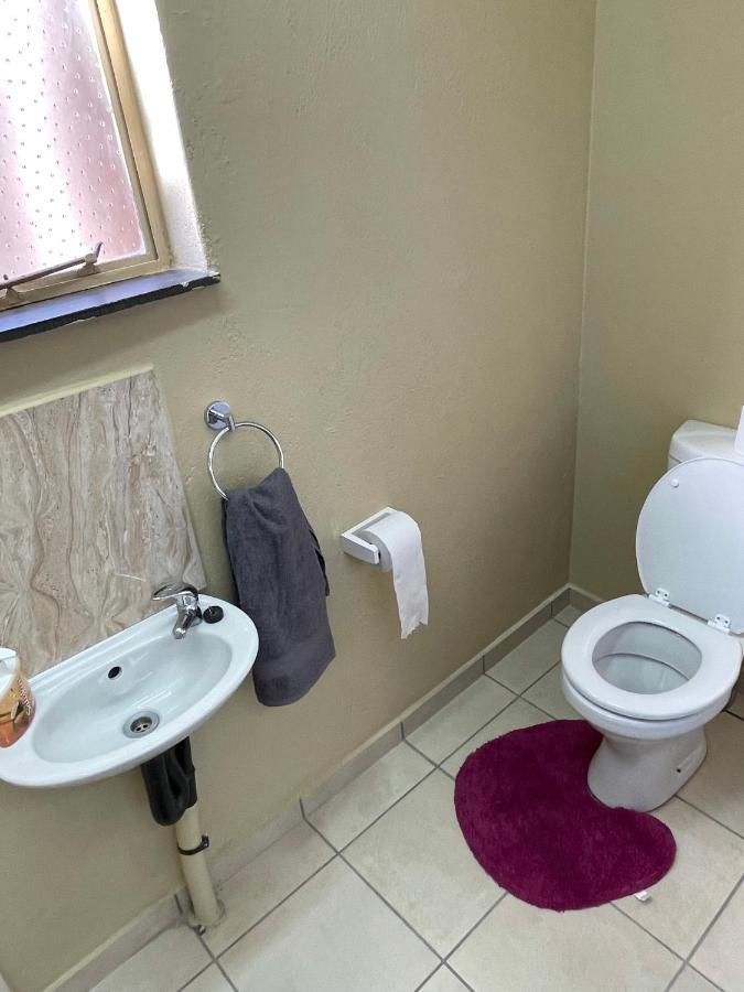 4 On Sirius Hotell Polokwane Eksteriør bilde