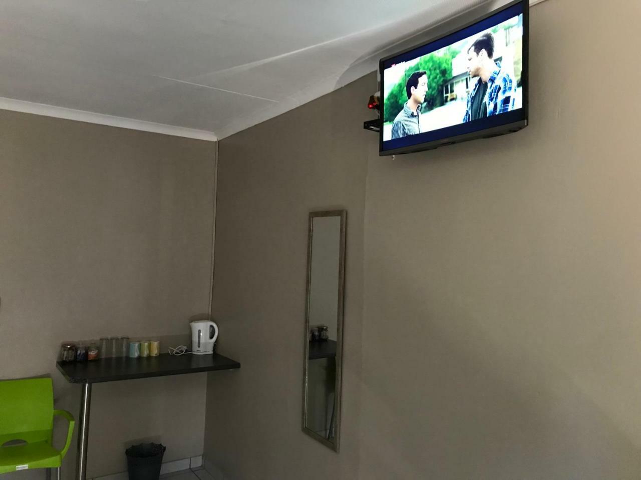 4 On Sirius Hotell Polokwane Eksteriør bilde